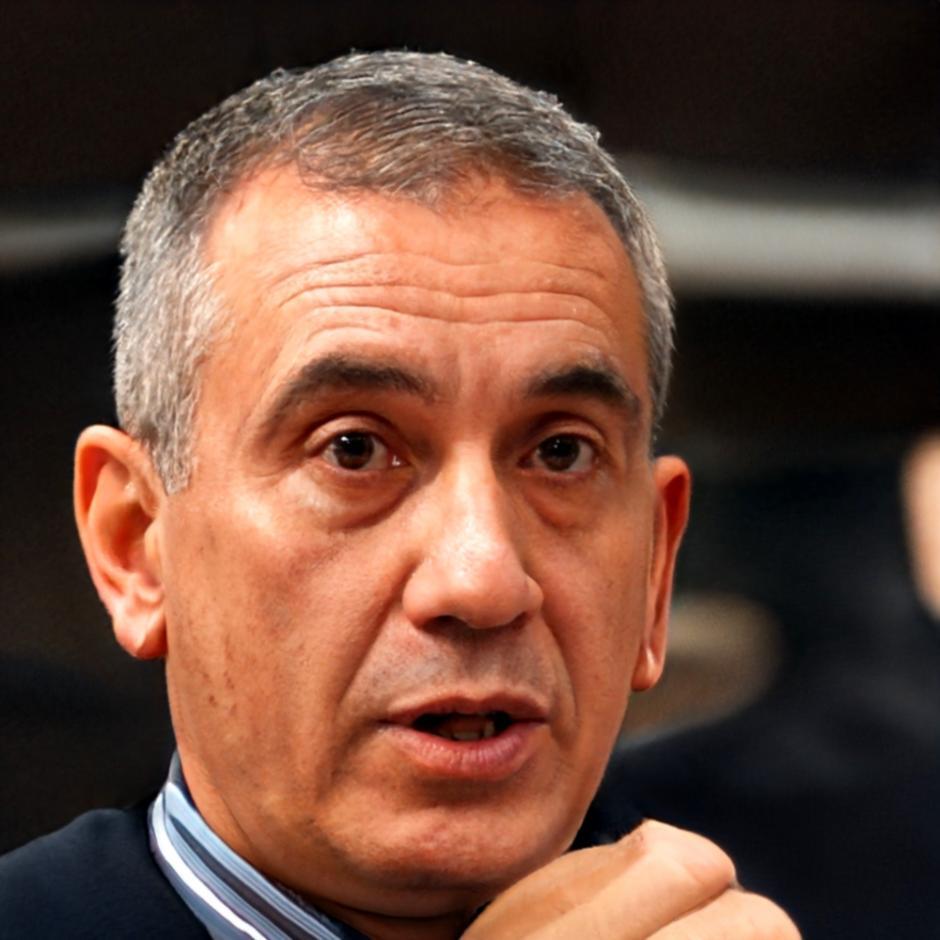 Ritratto del dottor Marco Alberti, dermatologo